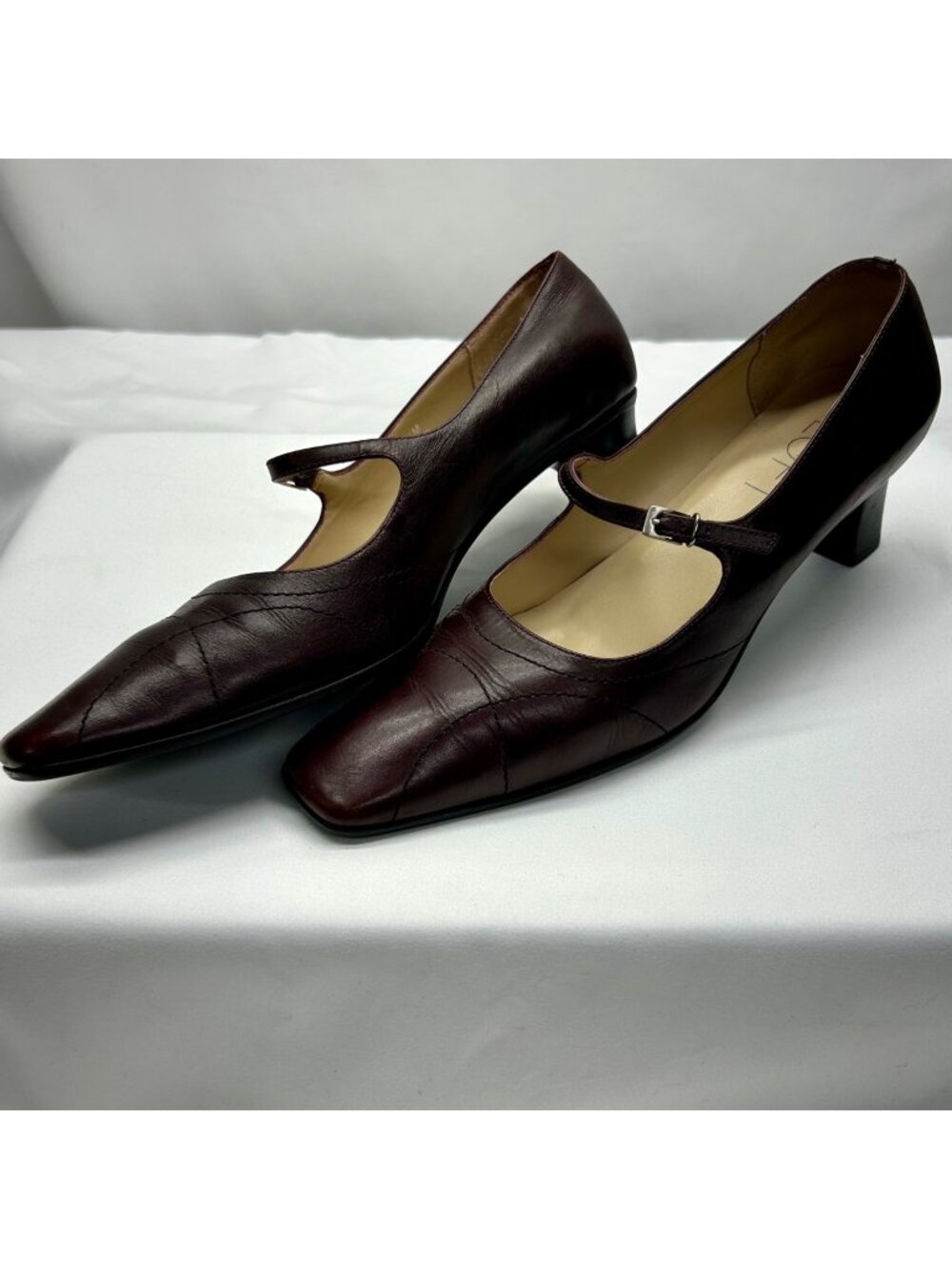 Ann Taylor Loft Mary Jane Burgundy Leather Heels Size 8.5M Classic Square Toe